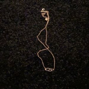 Kendra Scott necklace